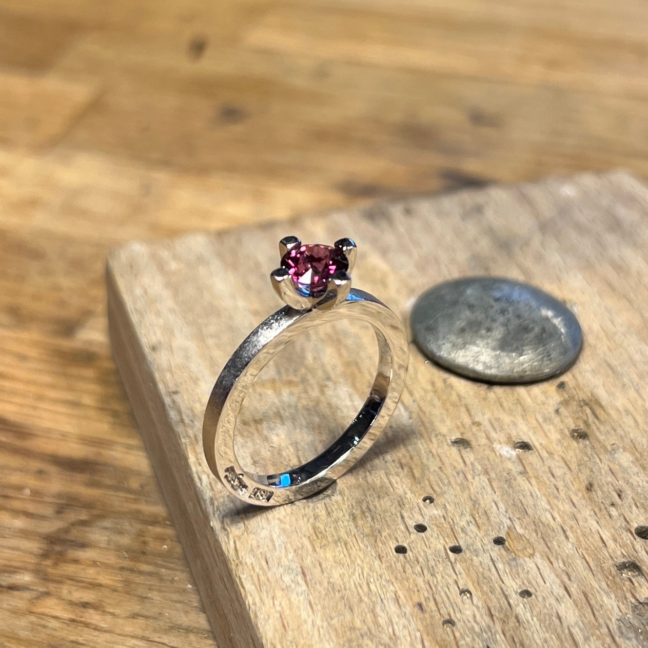 RING R6201