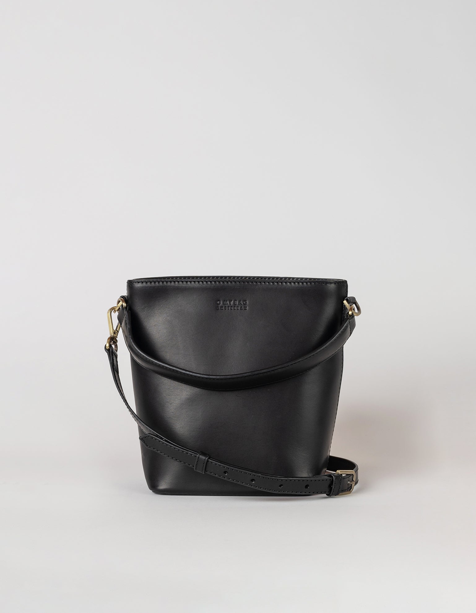Bobbi Bucket Bag Maxi Black Classic Leather