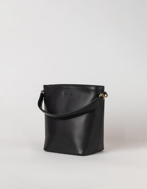Bobbi Bucket Bag Maxi Black Classic Leather