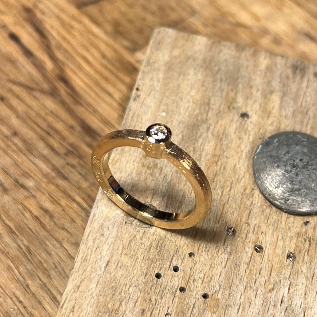 RING R4203