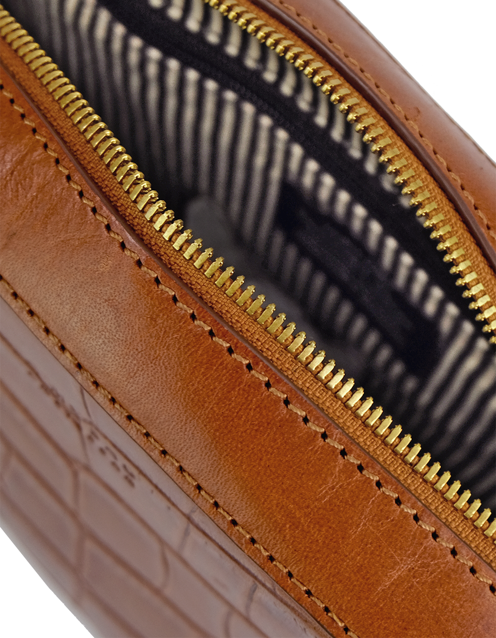 Sue Cognac Croco Classic Leather